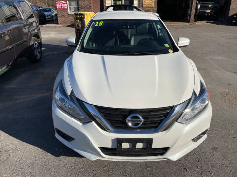 2016 Nissan Altima for sale at Karlins Auto Sales LLC in Saratoga Springs NY