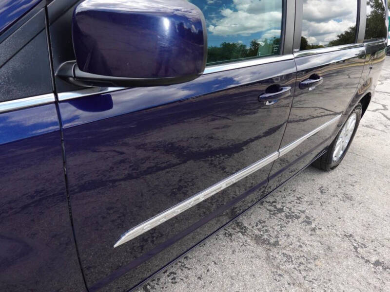 2014 Chrysler Town and Country Touring