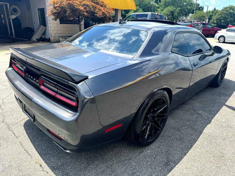 2016 Dodge Challenger R/T Scat Pack