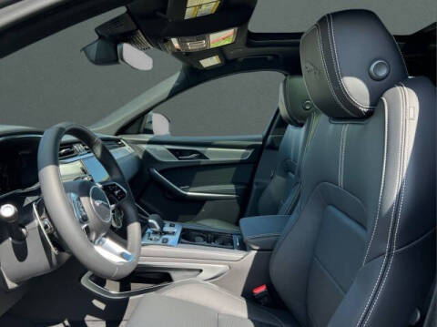 2026 Jaguar F-PACE P250 R-Dynamic S