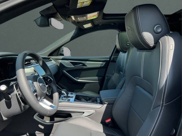 2026 Jaguar F-PACE P250 R-Dynamic S