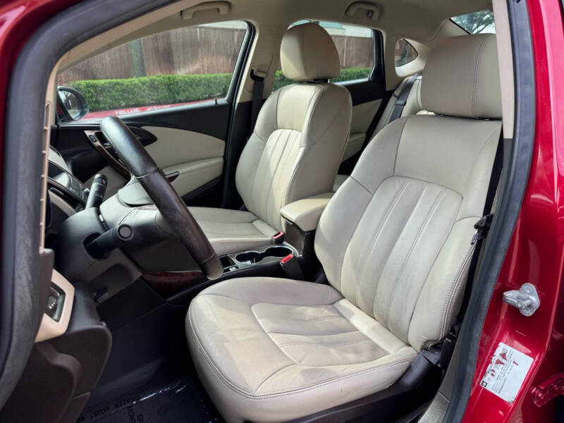 2012 Buick Verano Leather Group