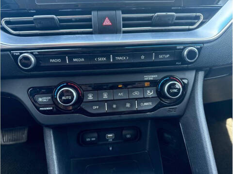 2020 Kia Niro Plug-In Hybrid EX