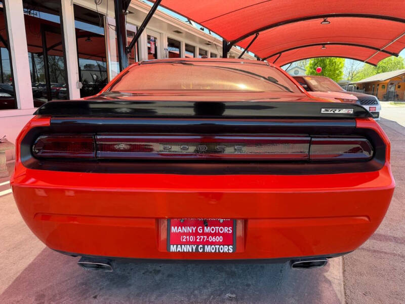 2008 Dodge Challenger SRT8