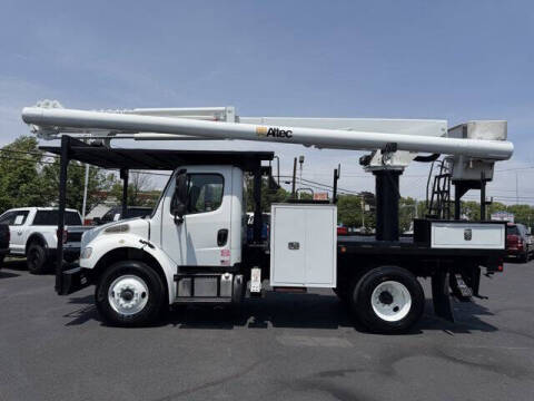 2015 Freightliner M2 106