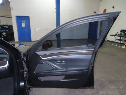 2011 BMW 5 Series 535i