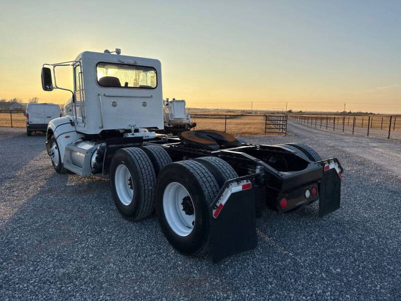 2012 Peterbilt 386