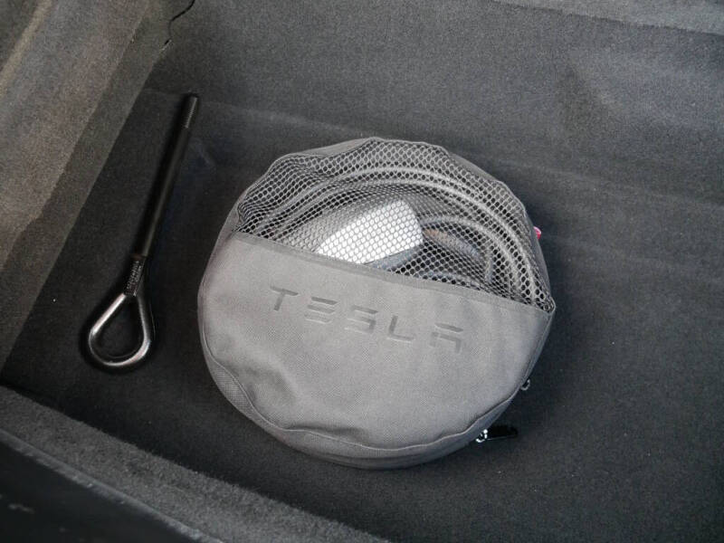 2017 Tesla Model S 75D