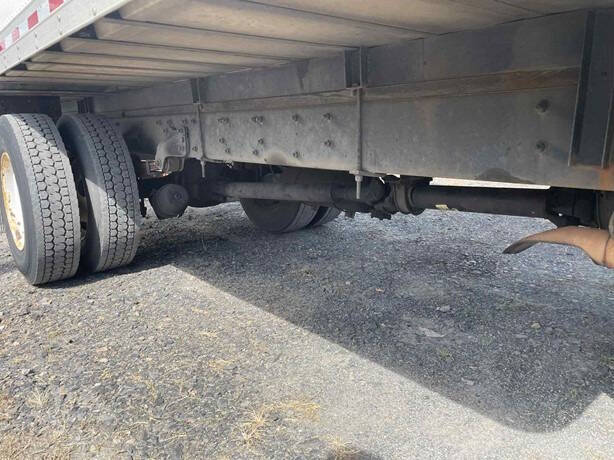 2018 Freightliner M2 106