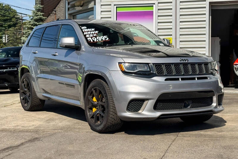 2020 Jeep Grand Cherokee Trackhawk's photo