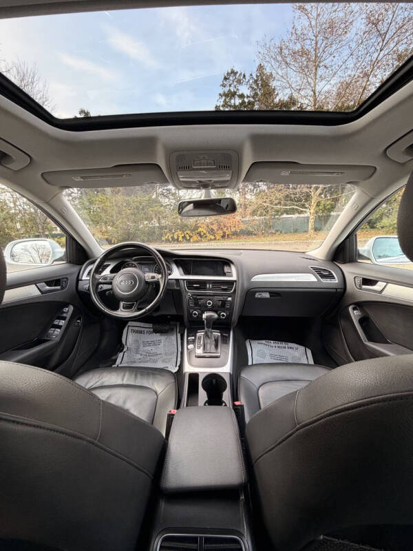 2016 Audi A4 2.0T quattro Premium