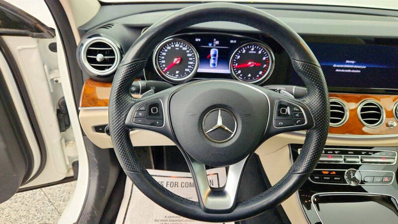 2017 Mercedes-Benz E-Class E 300 4MATIC