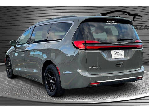 2021 Chrysler Pacifica Touring