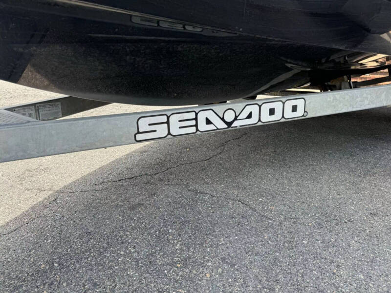 2012 Sea-Doo 210 Wake