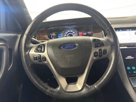 2017 Ford Taurus Limited