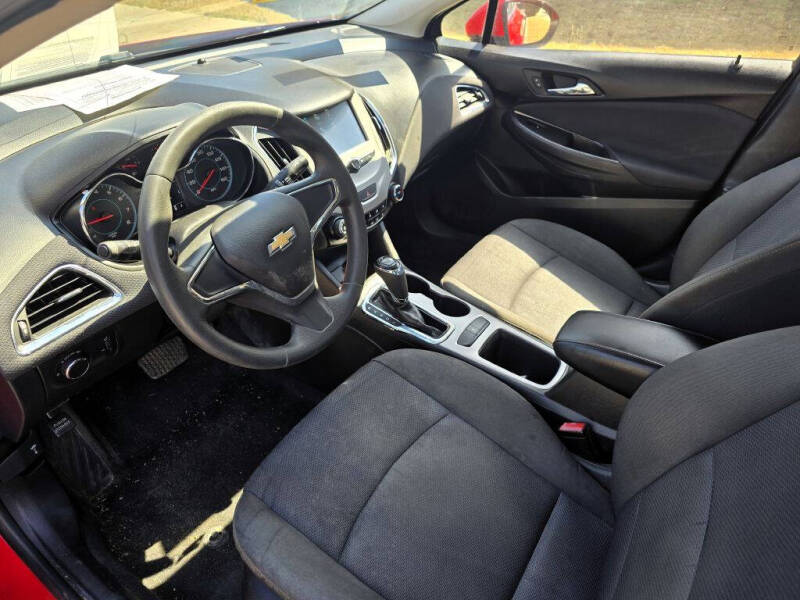 2018 Chevrolet Cruze LS Auto