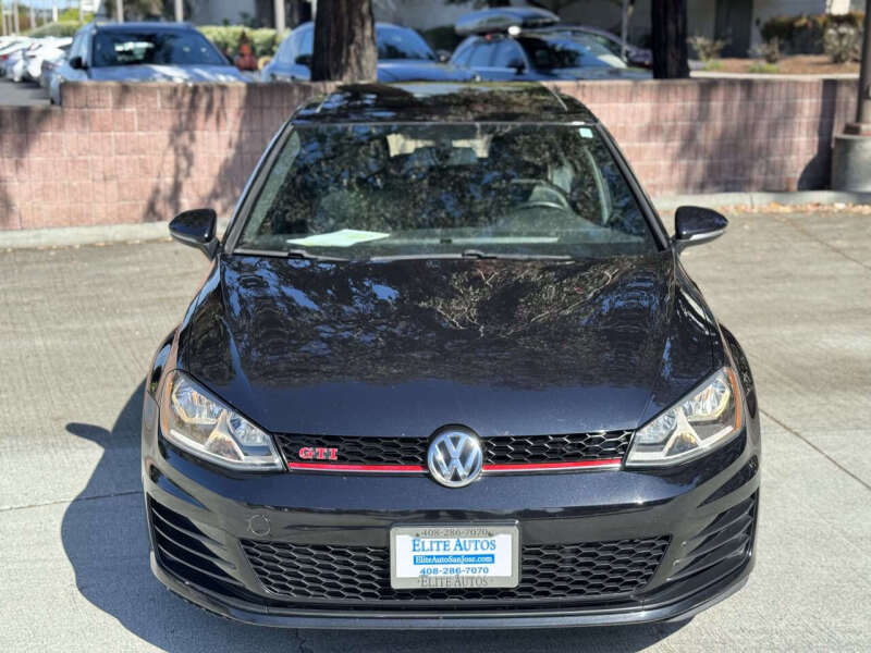 Image 4 of 2015 Volkswagen Golf GTI SE