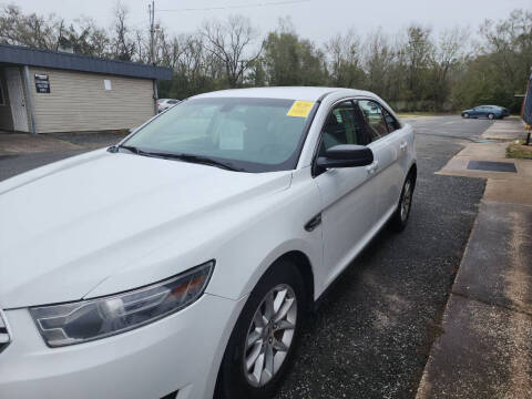 2015 Ford Taurus SE