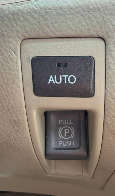 2007 Lexus LS 460