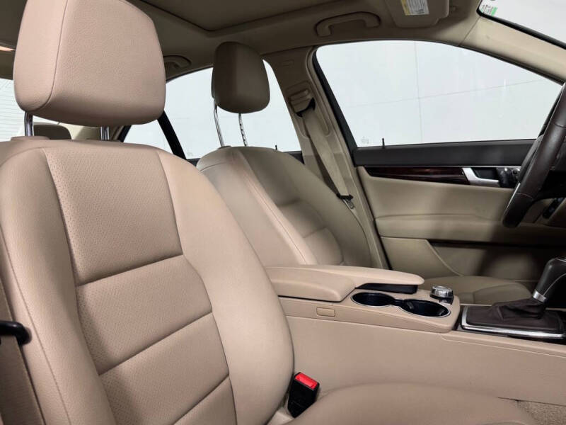 2012 Mercedes-Benz C-Class