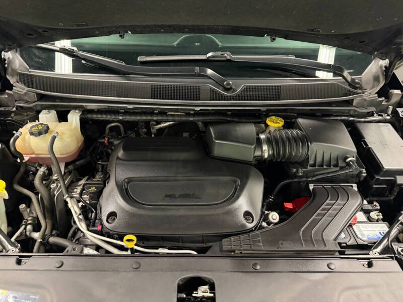 2021 Chrysler Pacifica Touring - Photo 37