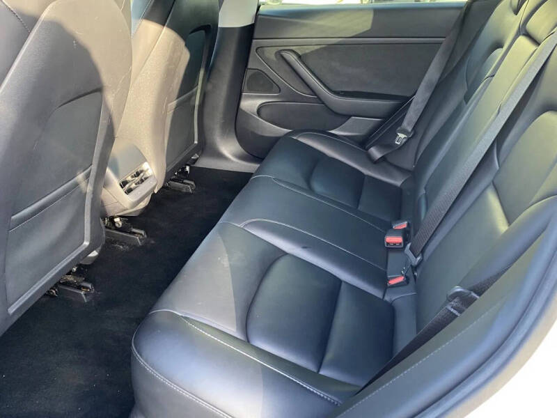 2020 Tesla Model 3 Standard Range