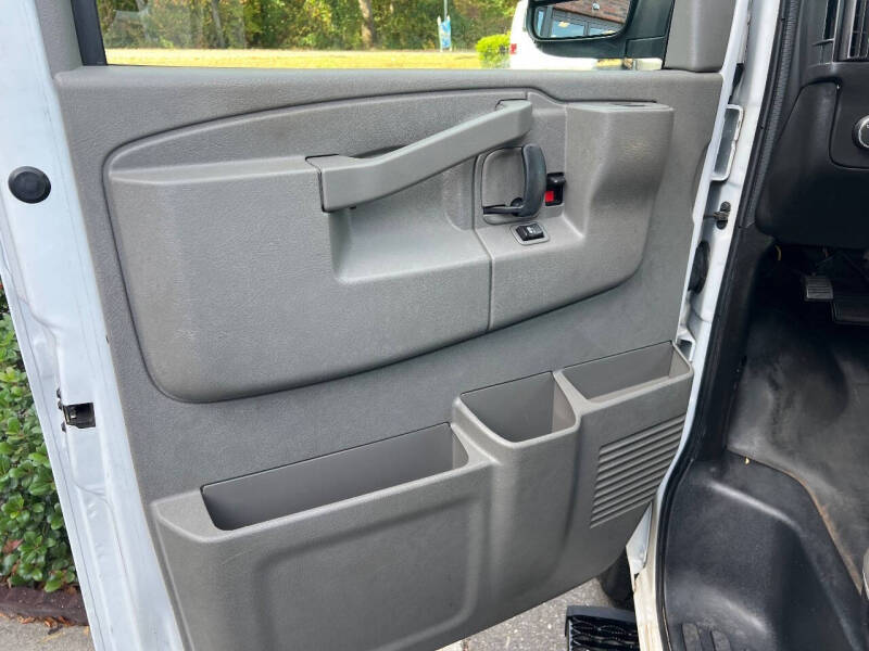 2016 Chevrolet Express LS 3500