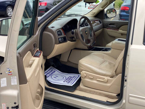 2012 Chevrolet Suburban LT