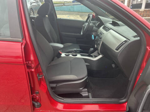 2011 Ford Focus Sport SES