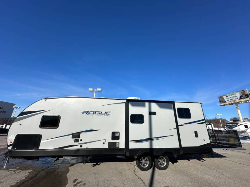 2022 Forest River Vengeance Rogue 26VKS