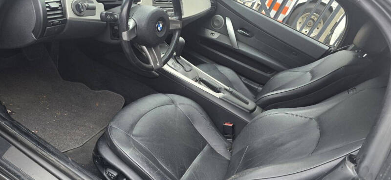 2003 BMW Z4 2.5i