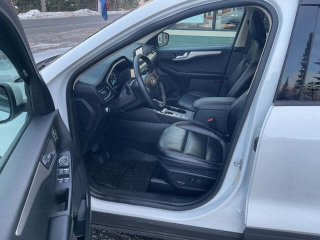 2020 Ford Escape SEL