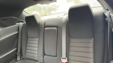 2009 Dodge Challenger SE