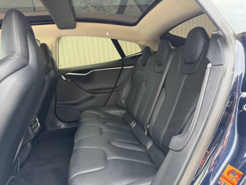 2013 Tesla Model S Performance