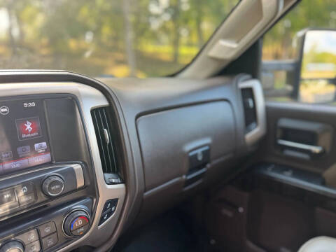 2016 GMC Sierra 2500HD Denali