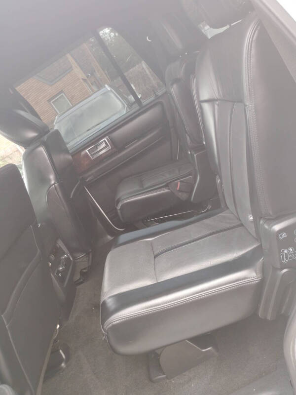 2017 Lincoln Navigator Select