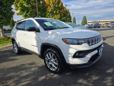 2022 Jeep Compass Latitude Lux
