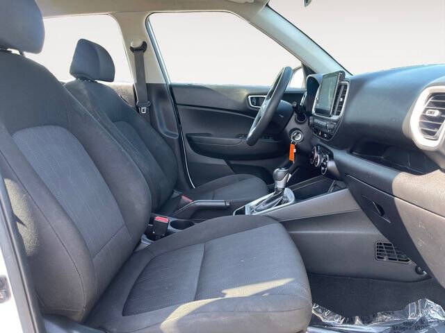 2021 Hyundai Venue SE