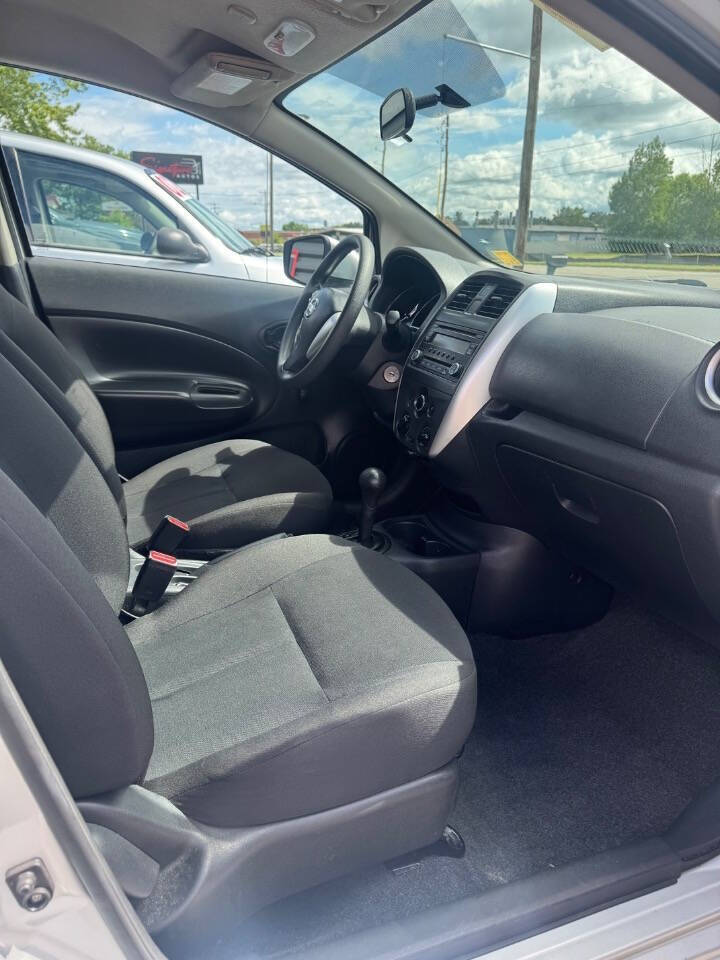 Silver 2015 Nissan Versa Note S Plus S Plus 4dr Hatchback 13