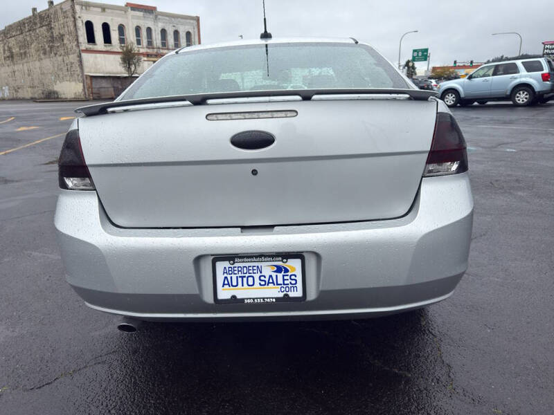 2009 Ford Focus SES