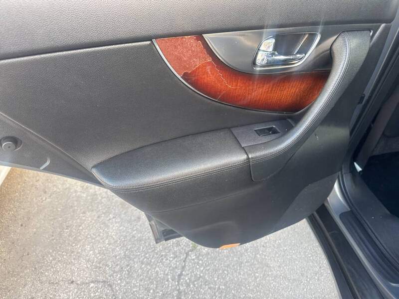 2009 Infiniti FX35