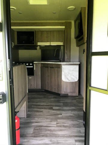 2021 Grand Design RV IMAGINE XLS 23BHE