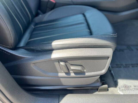 2023 Audi Q5 quattro Premium 40 TFSI