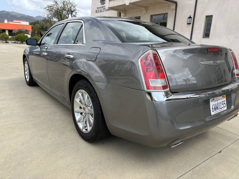 2012 Chrysler 300 Limited