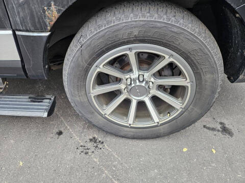 2011 Lincoln Navigator L