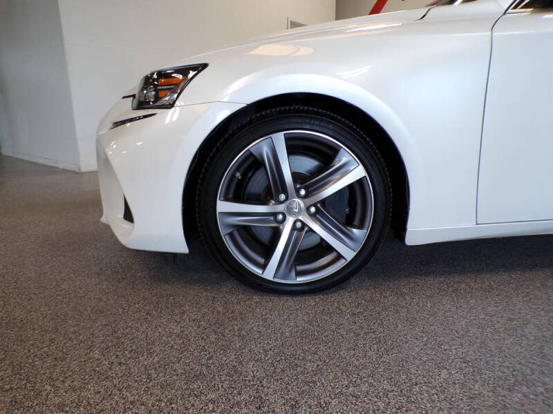 2018 Lexus IS 300