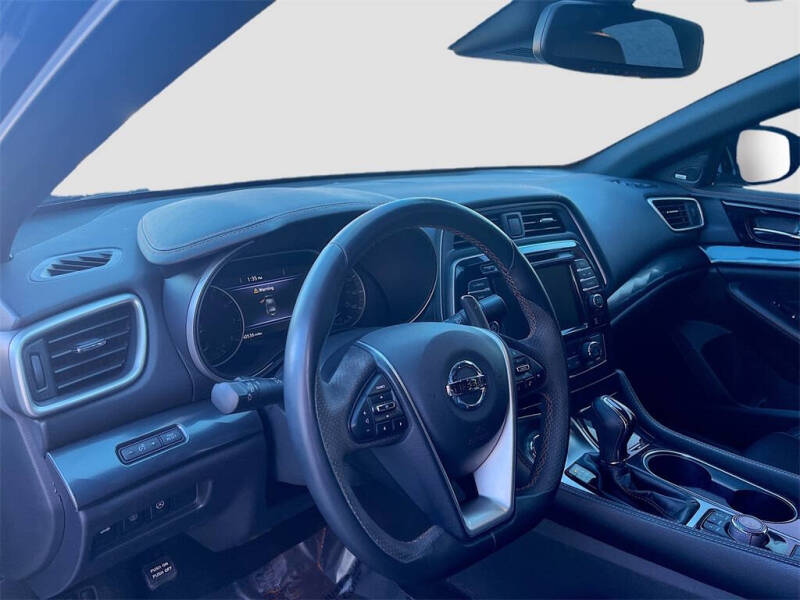 2022 Nissan Maxima 3.5 SR