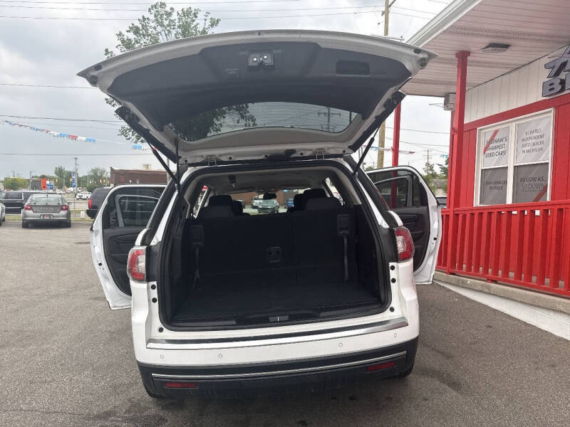 2016 GMC Acadia SLE-2