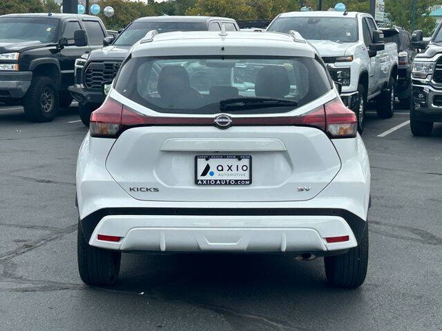 2024 Nissan Kicks SV