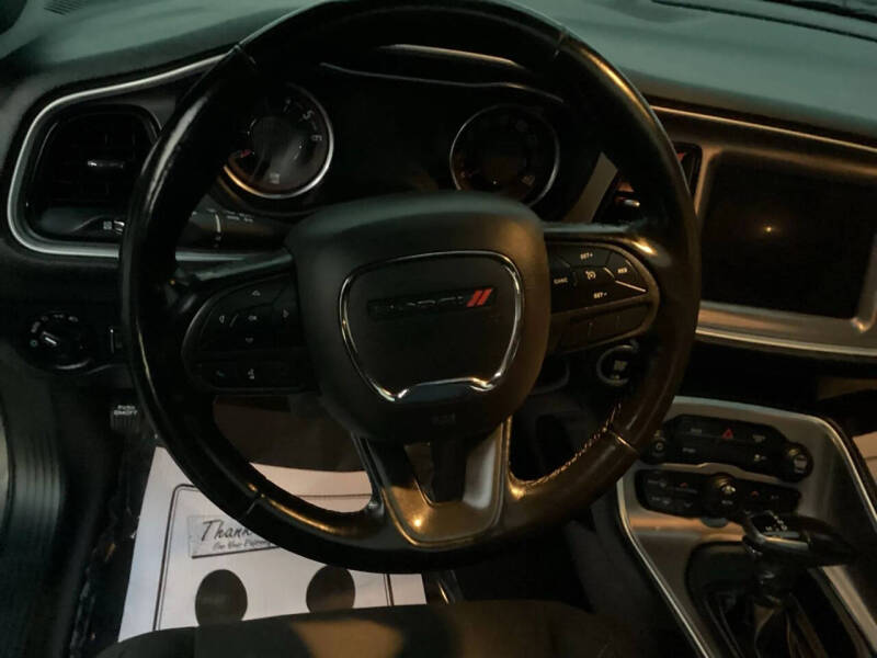 2021 Dodge Challenger SXT